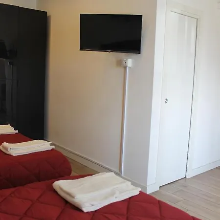Casa Helzel 4* نابولي