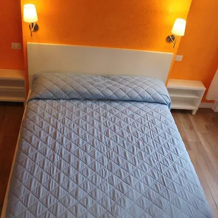Гостевой дом Casa Helzel Неаполь