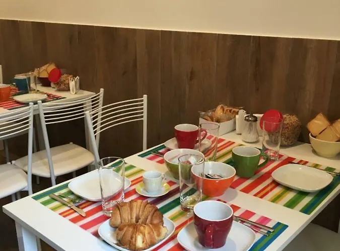 Casa Helzel بيت ضيافة 4*