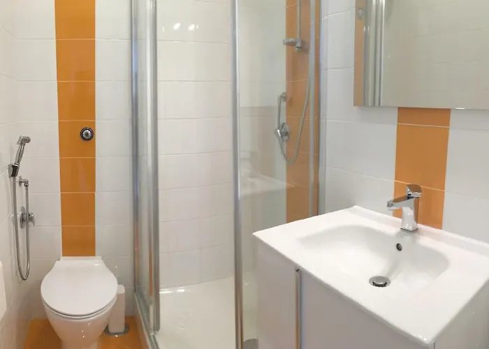 Casa Helzel 4* نابولي